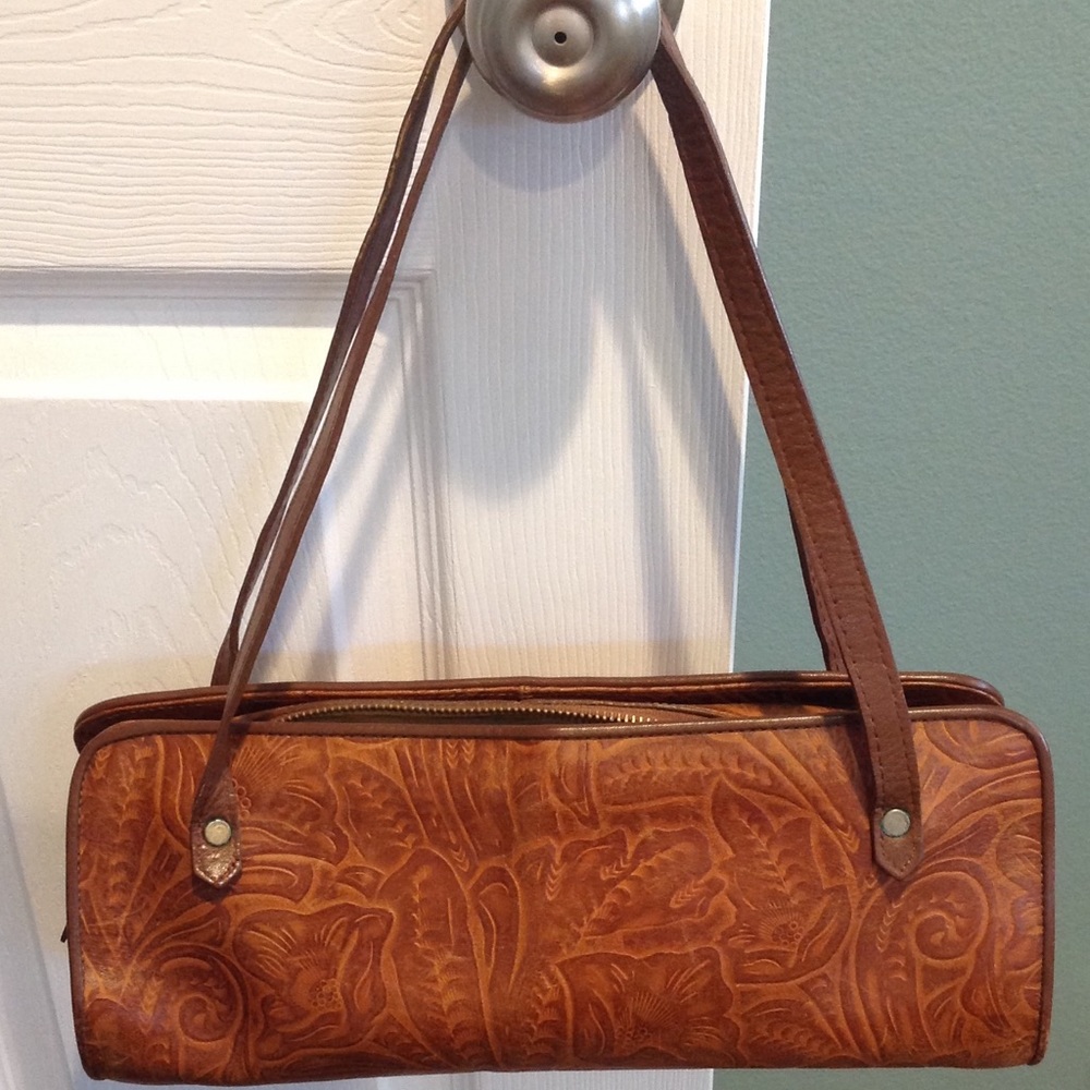 Leather tooled flower purse